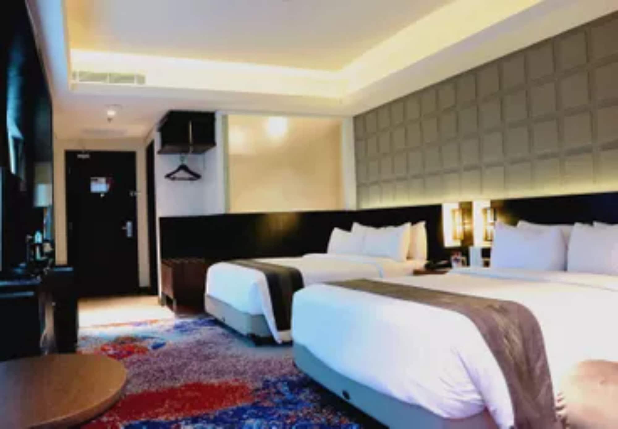 Hotel Aston Pasteur Bandung Exterior foto