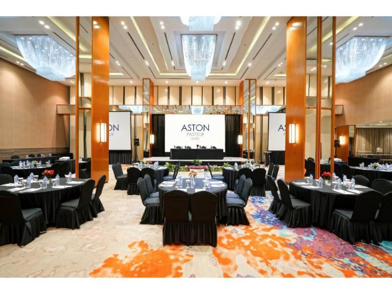 Hotel Aston Pasteur Bandung Exterior foto
