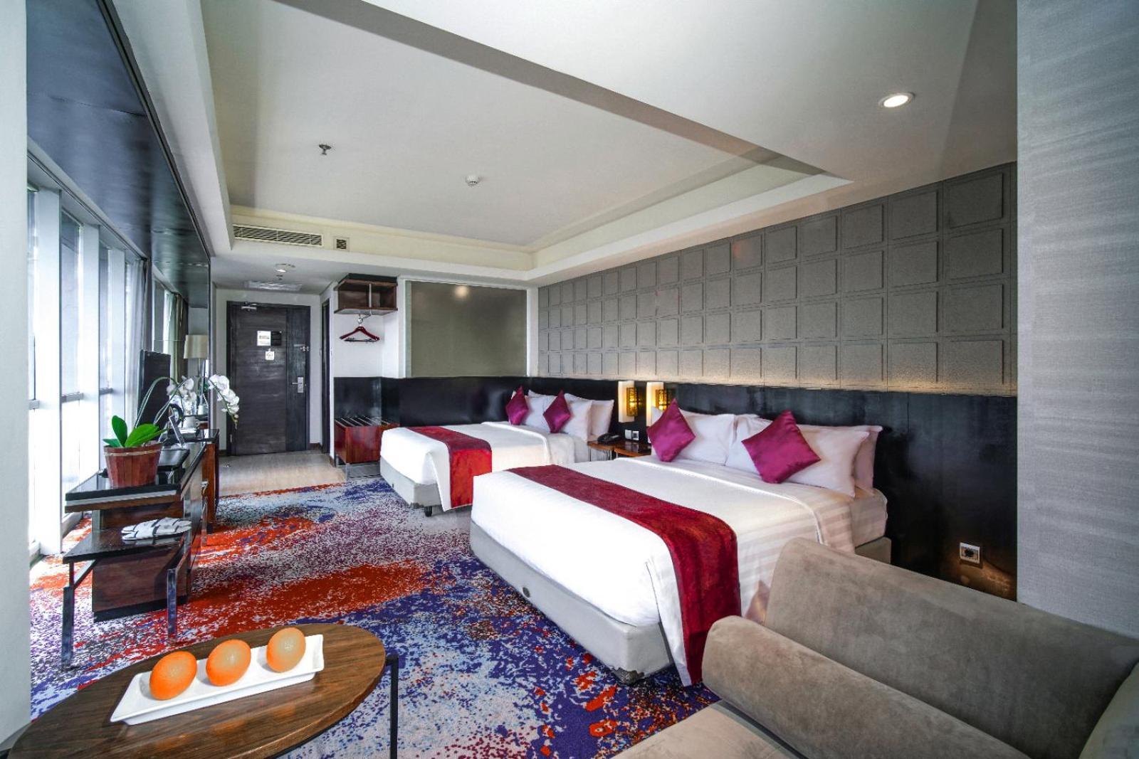 Hotel Aston Pasteur Bandung Exterior foto